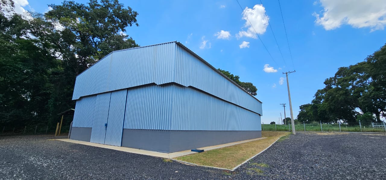 Barracão industrial 500m²